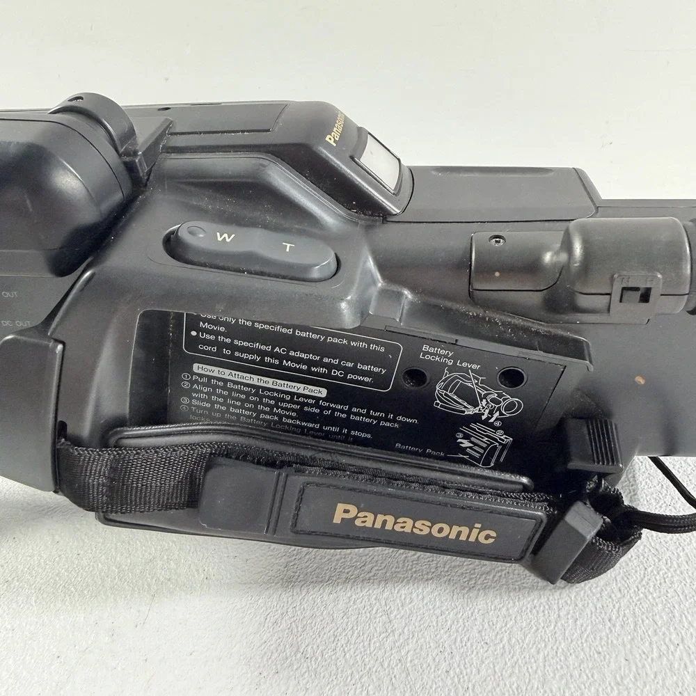 Panasonic MC20 NV-MC20E VHS-C‎ Movie Camera Video Camcorder POWERS ON AS IS READ